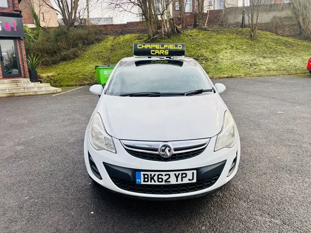 Used Vauxhall Corsa 95 HP (69 kW) 2012 White Van