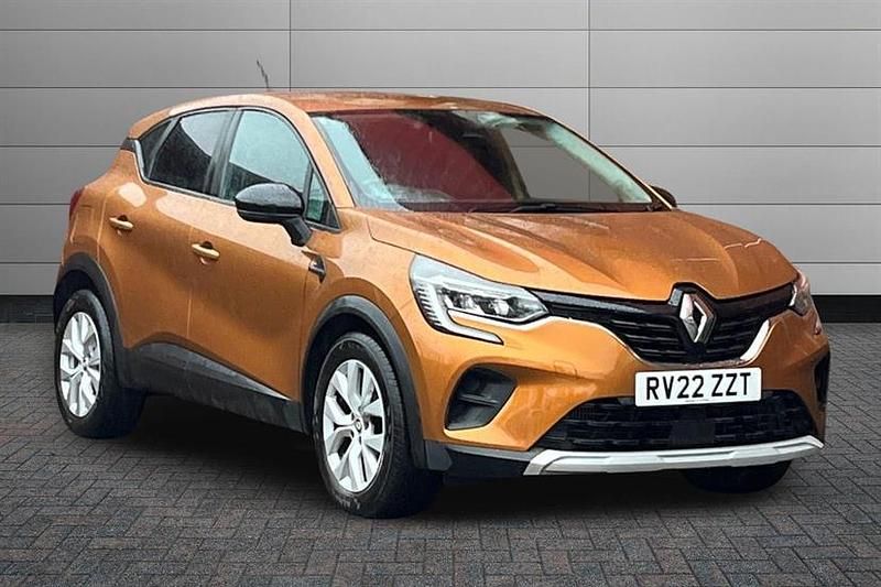Desert orange Used 2022 Renault Captur Iconic SUV | £12,195 (Good price) - Image 1/2