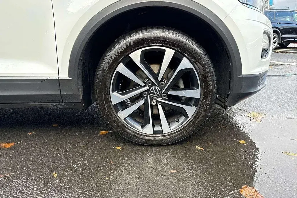 Used VW T-Roc United 150 HP (110 kW) 2021 White SUV