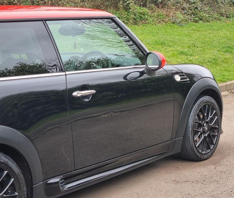 Używany Mini John Cooper Works Hatch 211 KM (155 kW) 2011 Czarny Hatchback