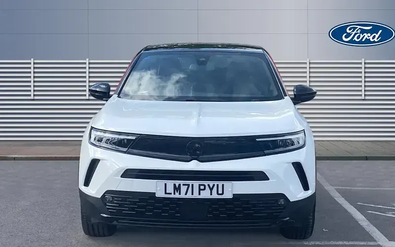 Used Vauxhall Mokka SRi 101 HP (74 kW) 2021 White SUV