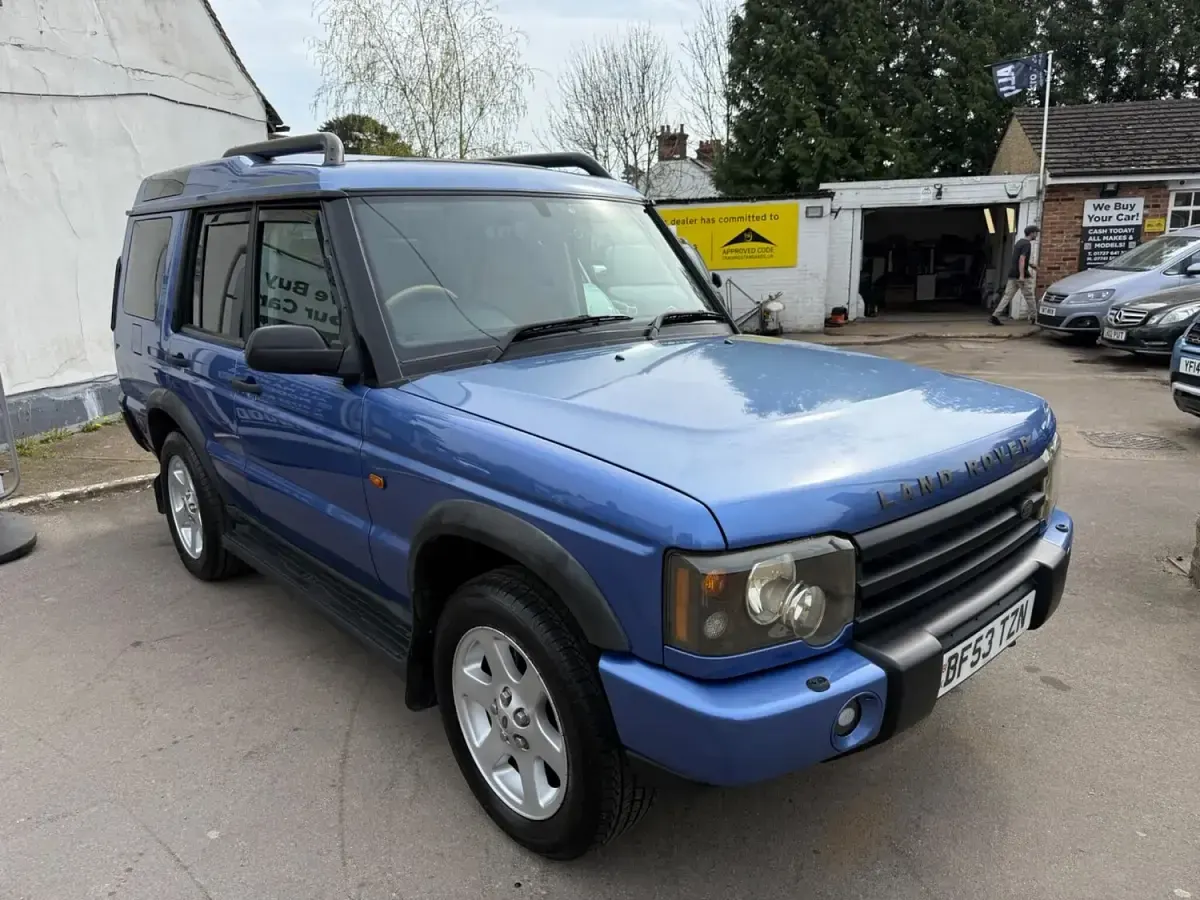 Used Land Rover Discovery 2 2003 Blue SUV