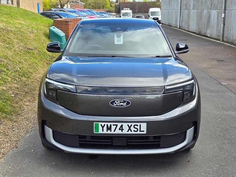 Usado Ford Explorer Premium 210 kW (286 HP) 2024 Cinzento SUV