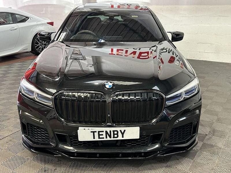 Used BMW 740 M Sport 320 HP (235 kW) 2019 Black Sedan