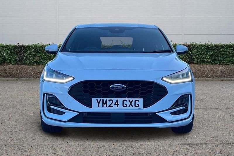 Used Ford Focus ST-Line 2024 White Hatchback