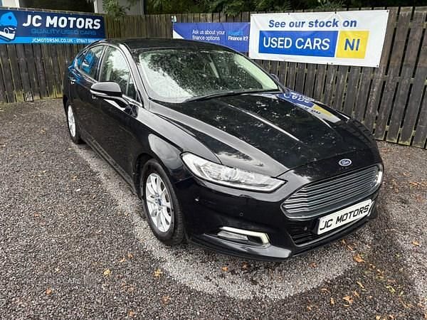 Black Used 2017 Ford Mondeo Titanium Hatchback | £5,995 (Fair price) - Image 1/4