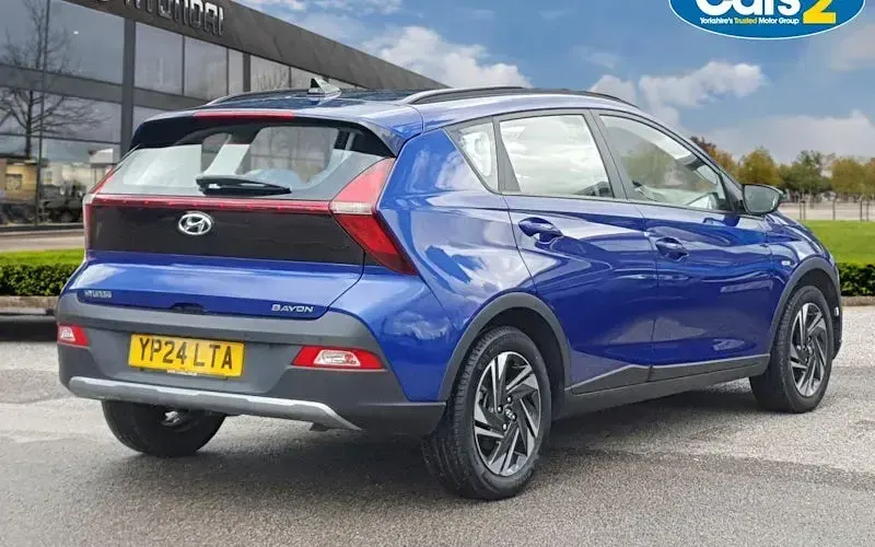 Używany Hyundai Bayon SE 101 KM (74 kW) 2024 Niebieski SUV