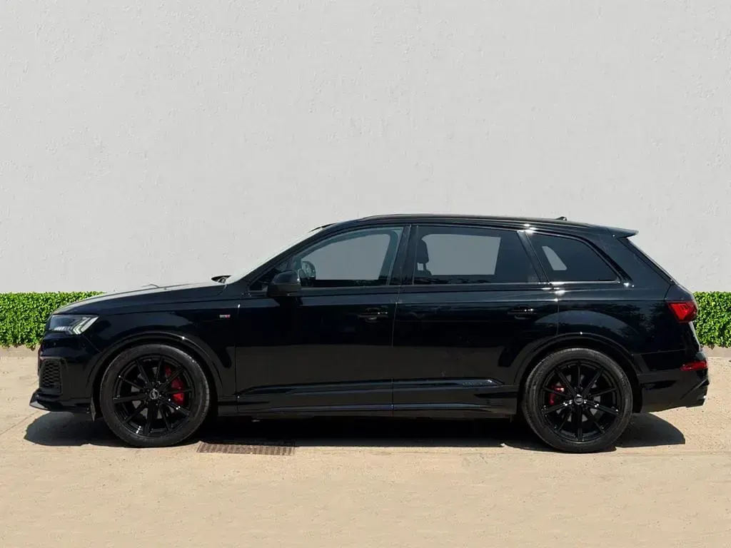Used Audi Q7 Black Edition 340 HP (250 kW) 2020 Black SUV