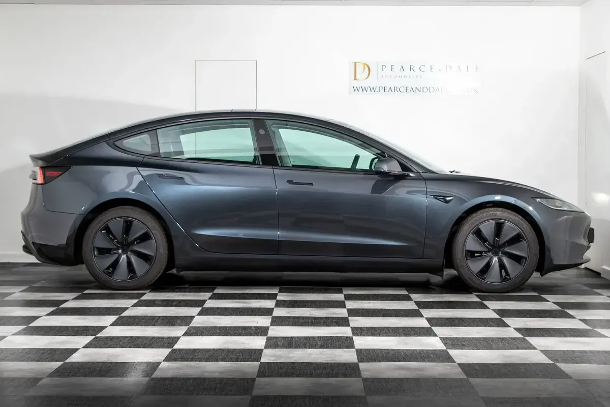 Used Tesla Model 3 RWD 235 kW (320 HP) 2026 Grey Sedan