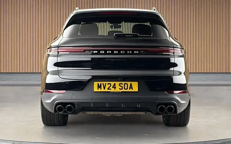 Used Porsche Cayenne 519 HP (381 kW) 2025 SUV