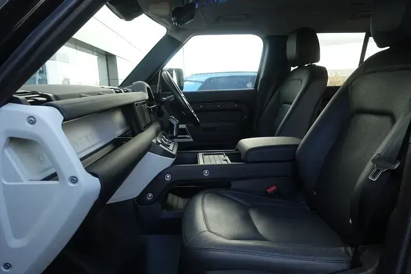 Usado Land Rover Defender 2024 Preto SUV
