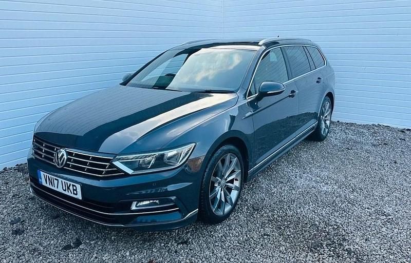 Used VW Passat R-line 190 HP (139 kW) 2017 Grey Estate