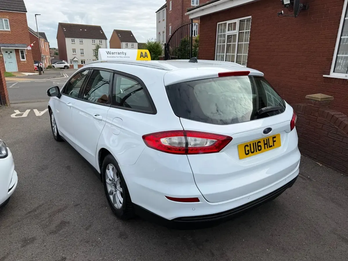 Used Ford Mondeo Style 150 HP (110 kW) 2016 White Estate