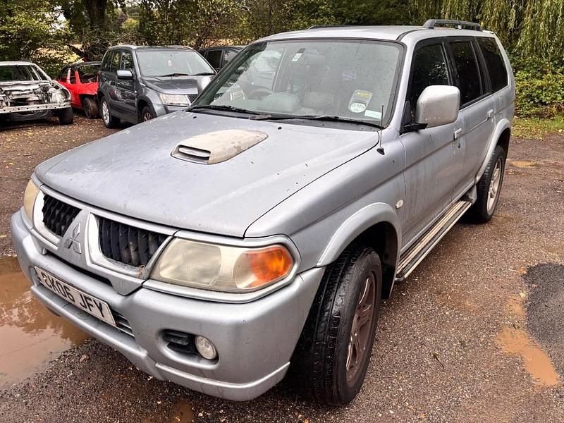 Silver Used 2006 Mitsubishi Shogun Warrior SUV | £1,995 (Expensive) - Image 1/4