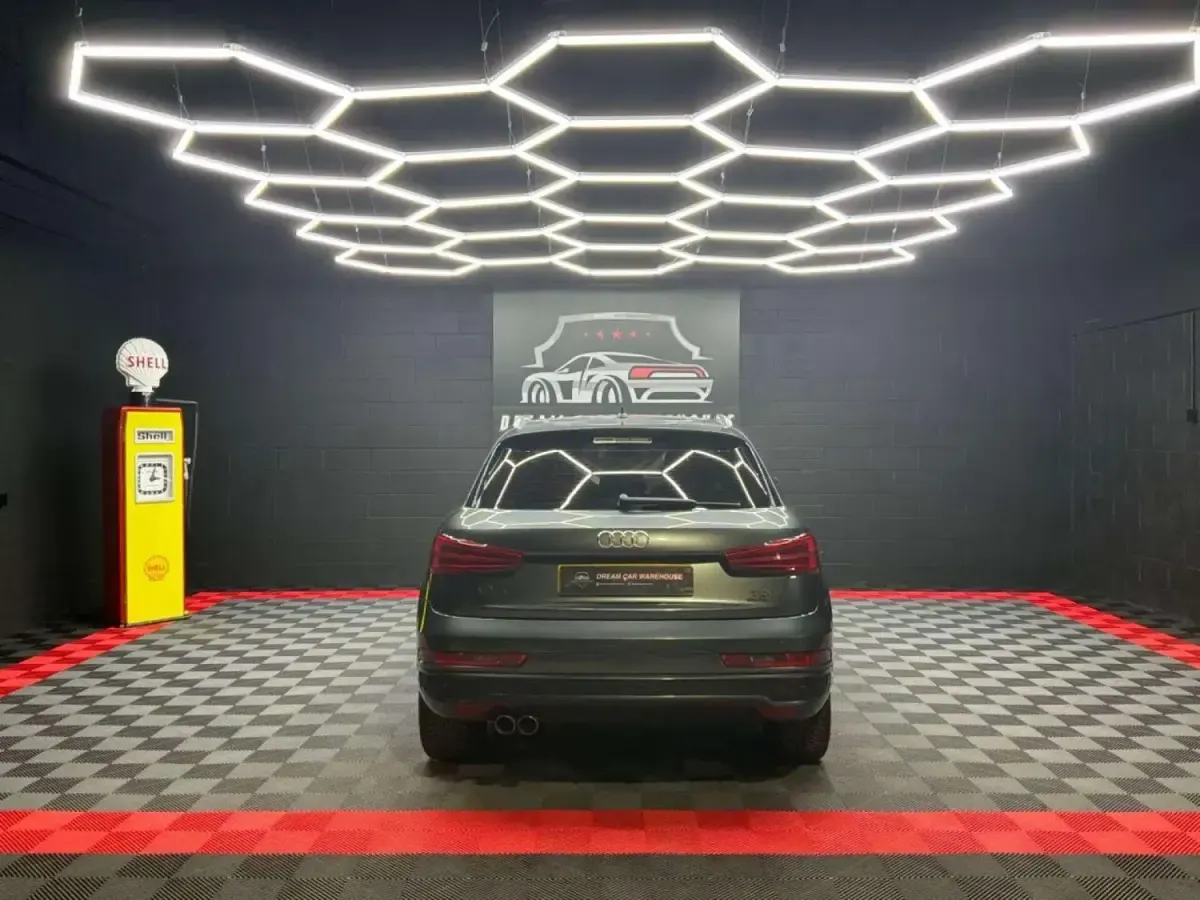 Begagnad Audi Q3 S-Line 150 HK (110 kW) 2017 Grå SUV