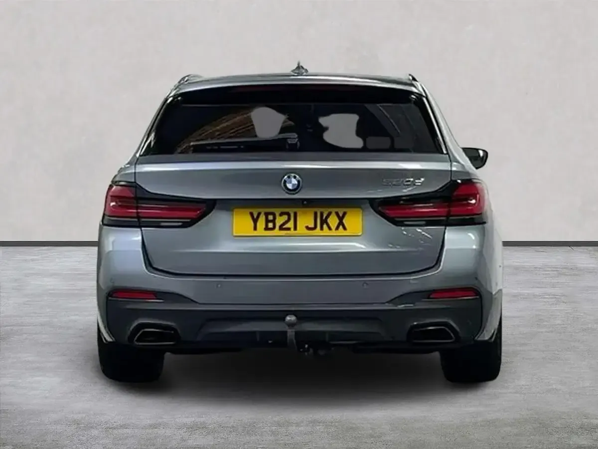 Used BMW 520 M Sport 2021 Blue Estate