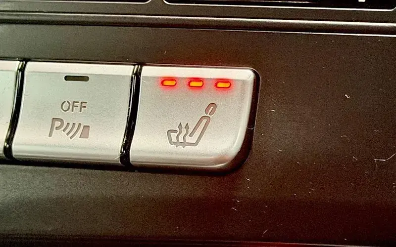 Usado Mercedes E350 AMG line 258 HP (189 kW) 2014 Cinzento Sedan
