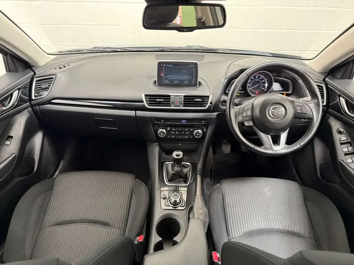 Used Mazda 3 165 HP (121 kW) 2015 Silver Hatchback