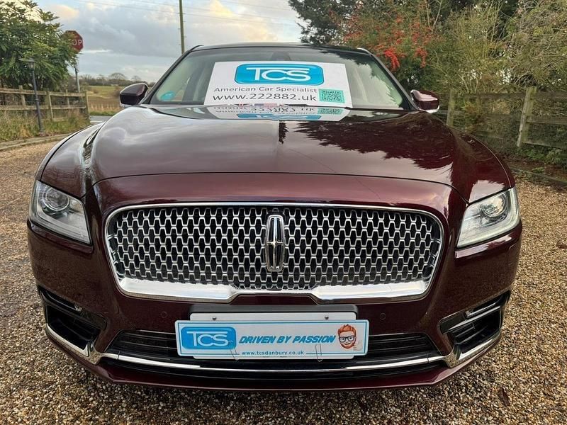 Used Lincoln Continental 243 HP (178 kW) 2019 Red Sedan