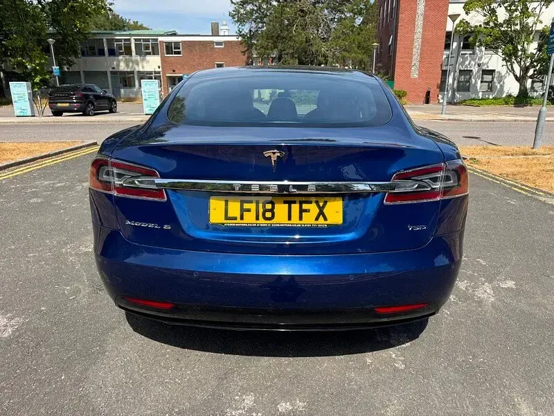 Used Tesla Model S 75 kW (102 HP) 2018 Blue Hatchback
