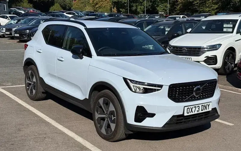 Used Volvo XC40 Plus 163 HP (119 kW) 2024 SUV