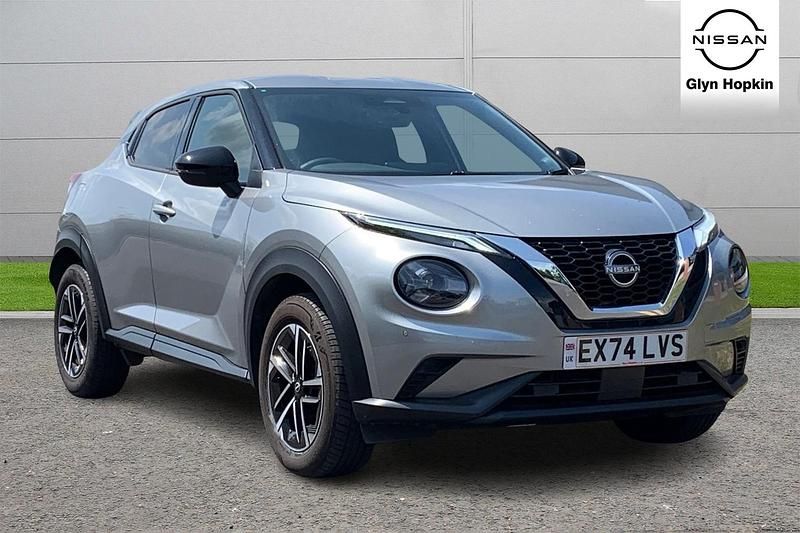 Silver Used 2024 Nissan Juke N-Connecta SUV | £17,815 (Fair price) - Image 1/4