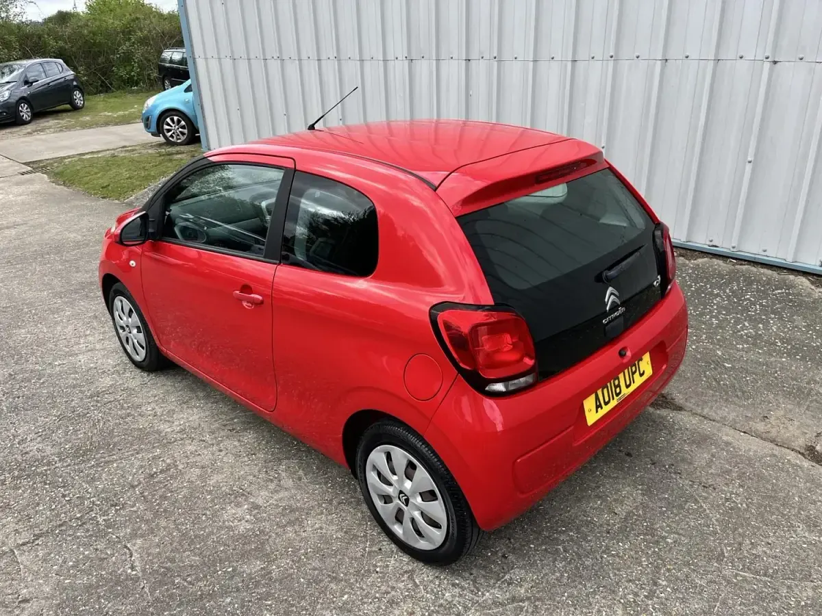 Usado Citroën C1 Feel 72 HP (52 kW) 2018 Vermelho Citadino