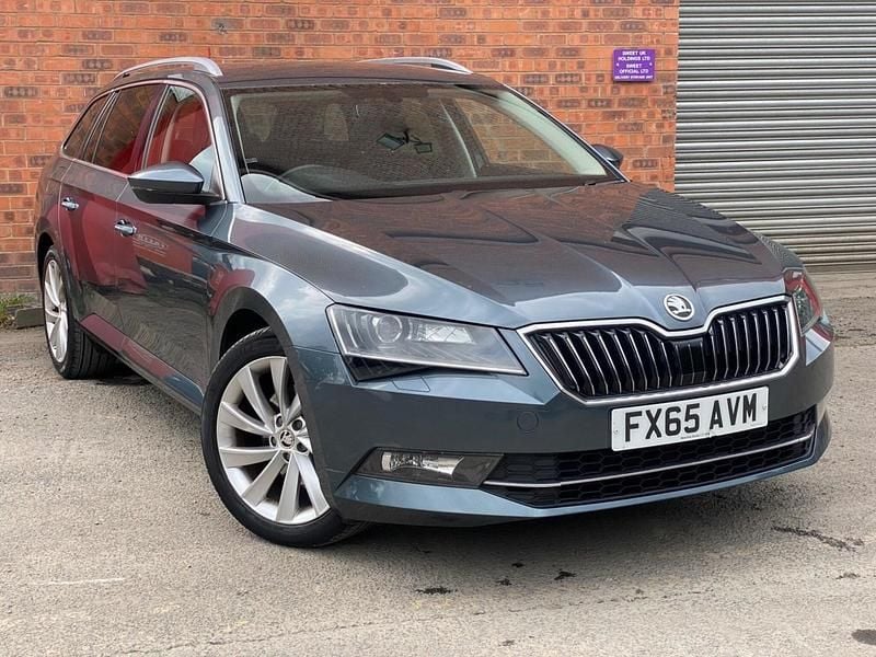 Grey Used 2015 Skoda Superb SE L Executive Estate | £8,995 (Fair price) - Image 1/3
