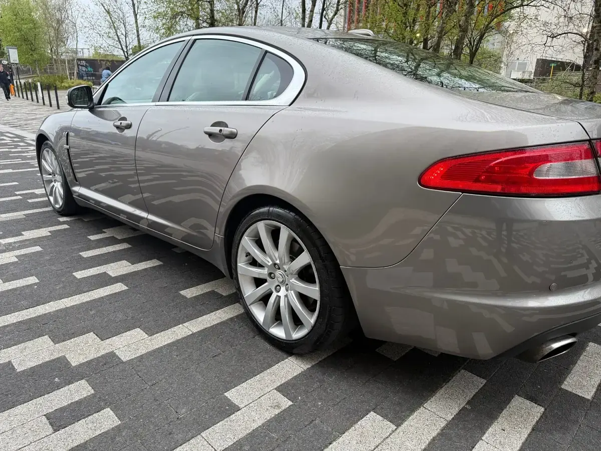 Used Jaguar XF Premium Luxury 207 HP (152 kW) 2008 Brown Sedan