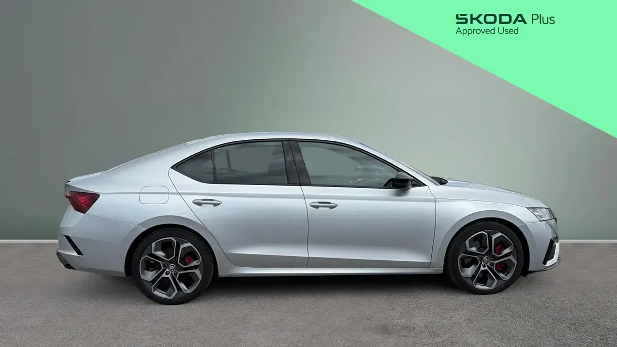 Used Skoda Octavia vRS 245 HP (180 kW) 2023 Silver Hatchback
