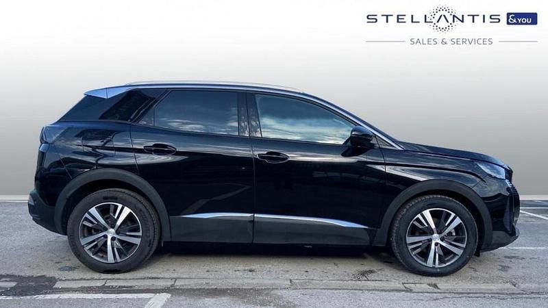 Used Peugeot 3008 Allure+ 134 HP (98 kW) 2023 Black SUV