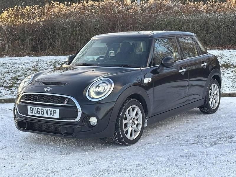 Used Mini Cooper S Hatch 192 HP (141 kW) 2018 Black Hatchback