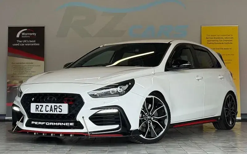 Used Hyundai i30 N Performance 275 HP (202 kW) 2019 White Hatchback