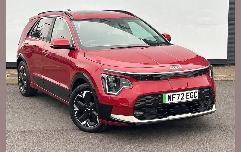Red Used 2022 Kia e-Niro 4 SUV | £21,980 (Expensive) - Image 1/4
