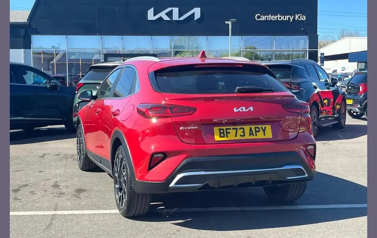 Used Kia XCeed 158 HP (116 kW) 2023 Red SUV