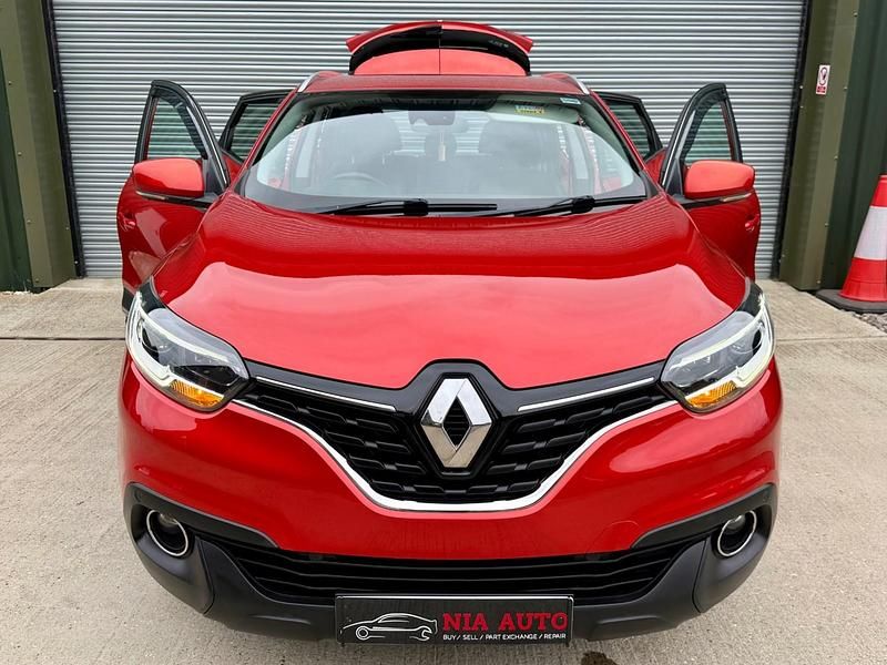 Begagnad Renault Kadjar Dynamique 130 HK (95 kW) 2015 Röd SUV