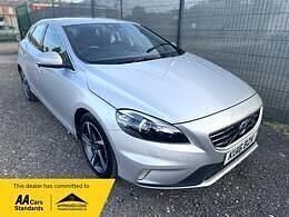 Silver Used 2016 Volvo V40 R-Design Estate | £8,295 (Good price) - Image 1/4