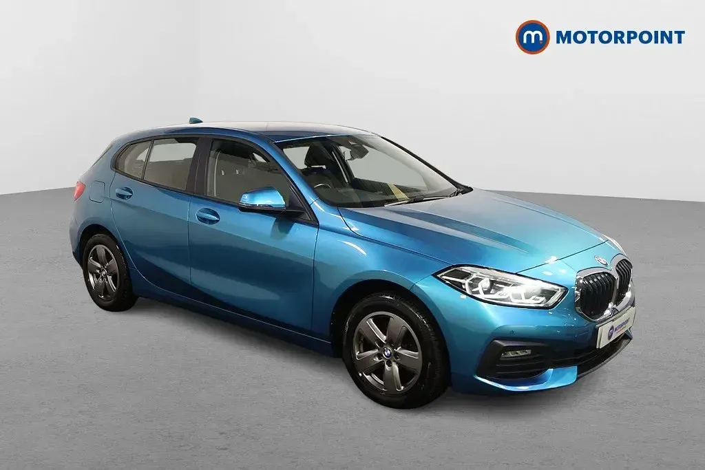 Usado BMW 118 2022 Azul Citadino
