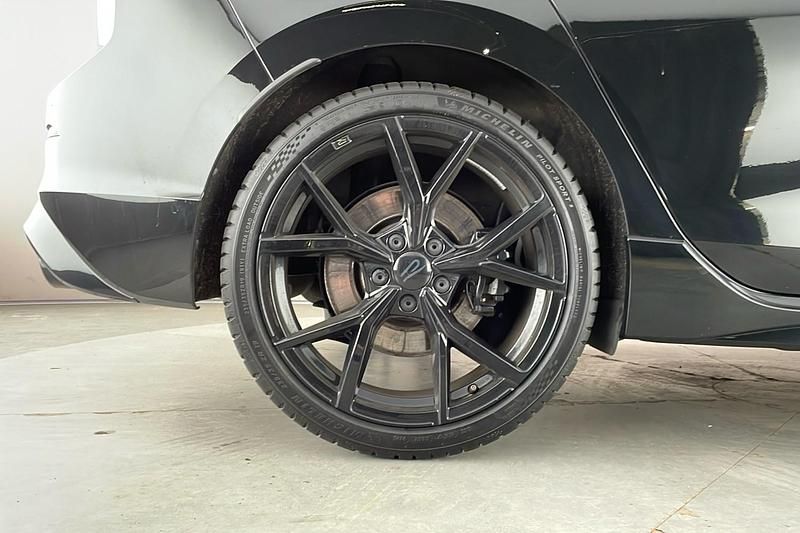 Used VW Golf VIII Black Edition 333 HP (244 kW) 2024 Black Hatchback