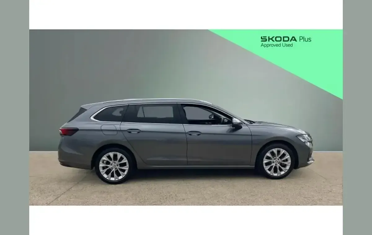 Used Skoda Superb SE L 200 HP (147 kW) 2024 Grey Estate