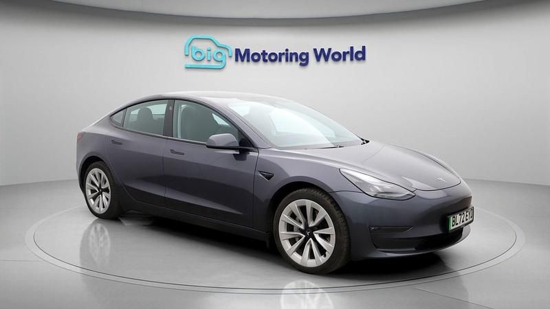 Grey Used 2022 Tesla Model 3 Long Range AWD Sedan | £18,400 (Fair price) - Image 1/4