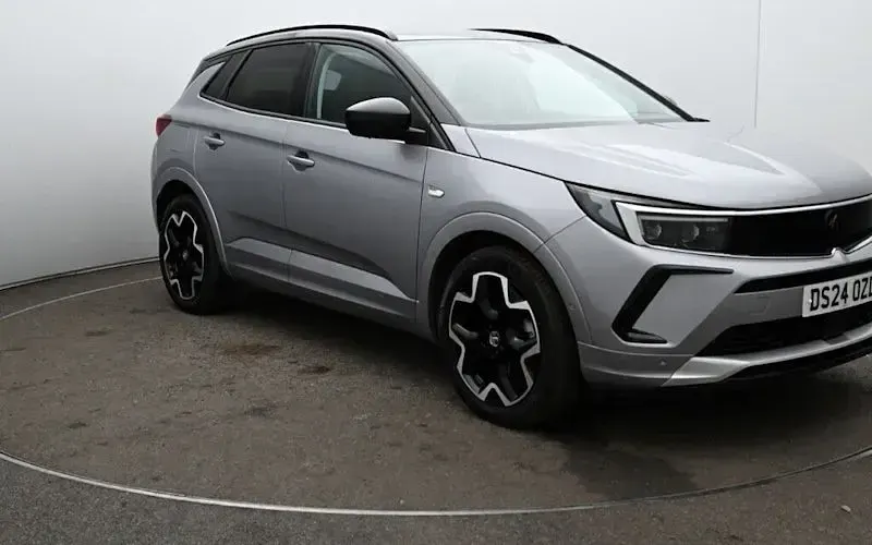 Second-hand Vauxhall Grandland X Ultimate 131 CP (96 kW) 2024 SUV