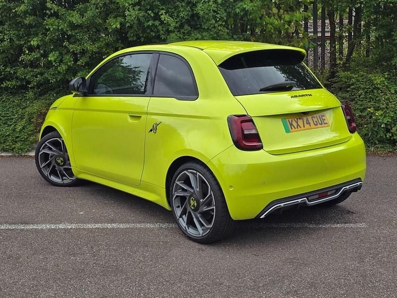 Used Abarth 500e Turismo 114 kW (155 HP) 2024 Green Hatchback