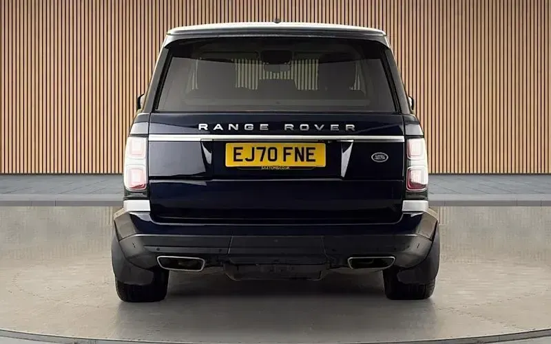 Used Land Rover Range Rover Autobiography 350 HP (257 kW) 2020 Portofino blue SUV