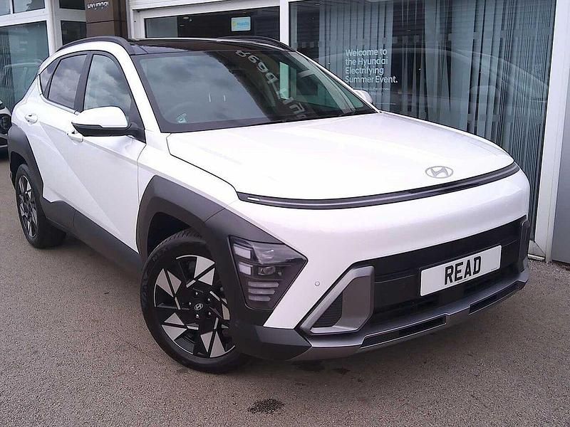 White New 2025 Hyundai Kona Ultimate SUV | £28,989 (Good price) - Image 1/4