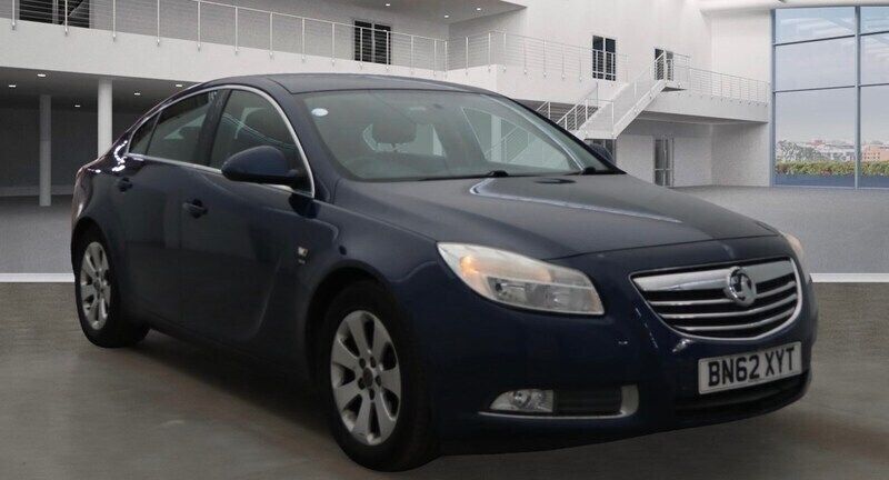 Blue Used 2012 Vauxhall Insignia SRi Hatchback | £1,750 (Good price) - Image 1/4