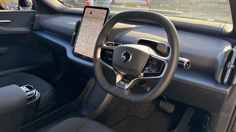 New Volvo EX30 Plus 200 kW (272 HP) 2025 Black SUV