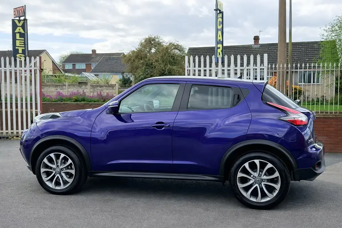 Used Nissan Juke Tekna 110 HP (80 kW) 2016 Blue SUV