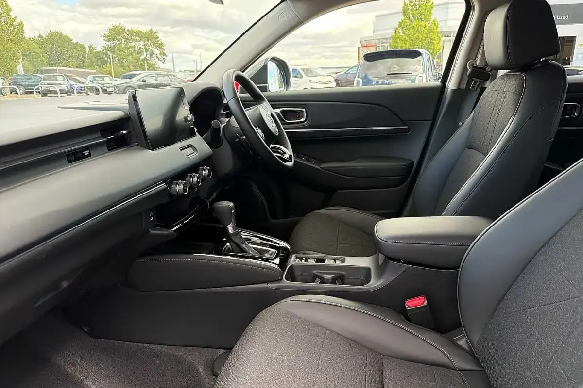 Used Honda HR-V Advance 131 HP (96 kW) 2026 Sage green SUV
