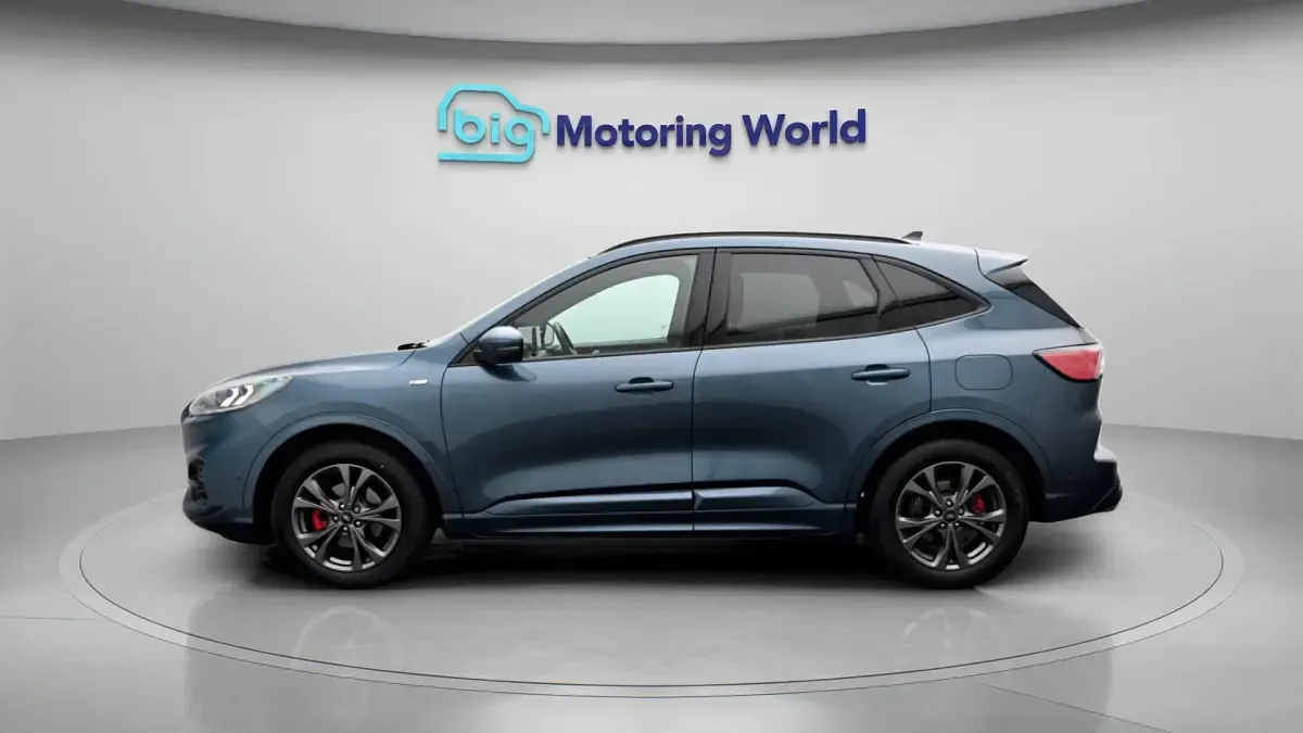 Used Ford Kuga ST-Line 120 HP (88 kW) 2020 Blue SUV